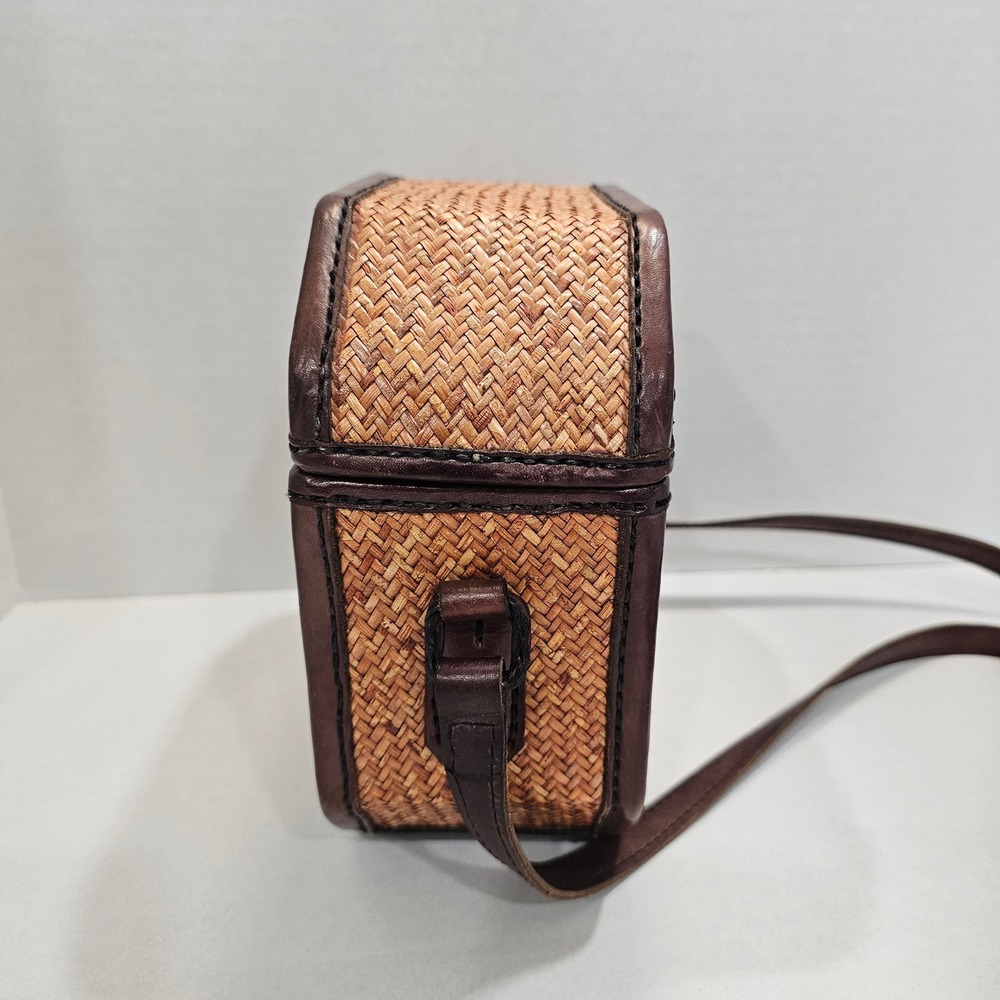 Island Imports Woven Straw Leather Crossbody Bag Vintage Hardshell Purse - Picture 8 of 14